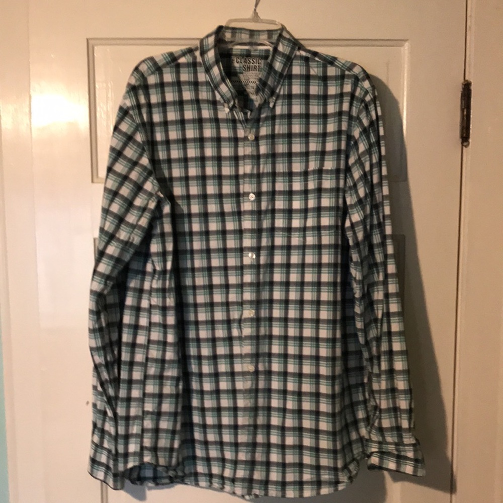 Men’s casual dress shirt